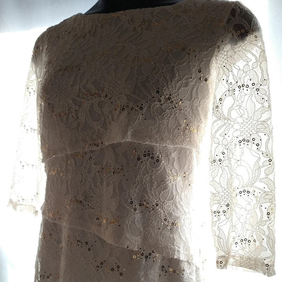 BEAUTIFUL Lace Dress EUC ❤️ - Picture 3 of 10